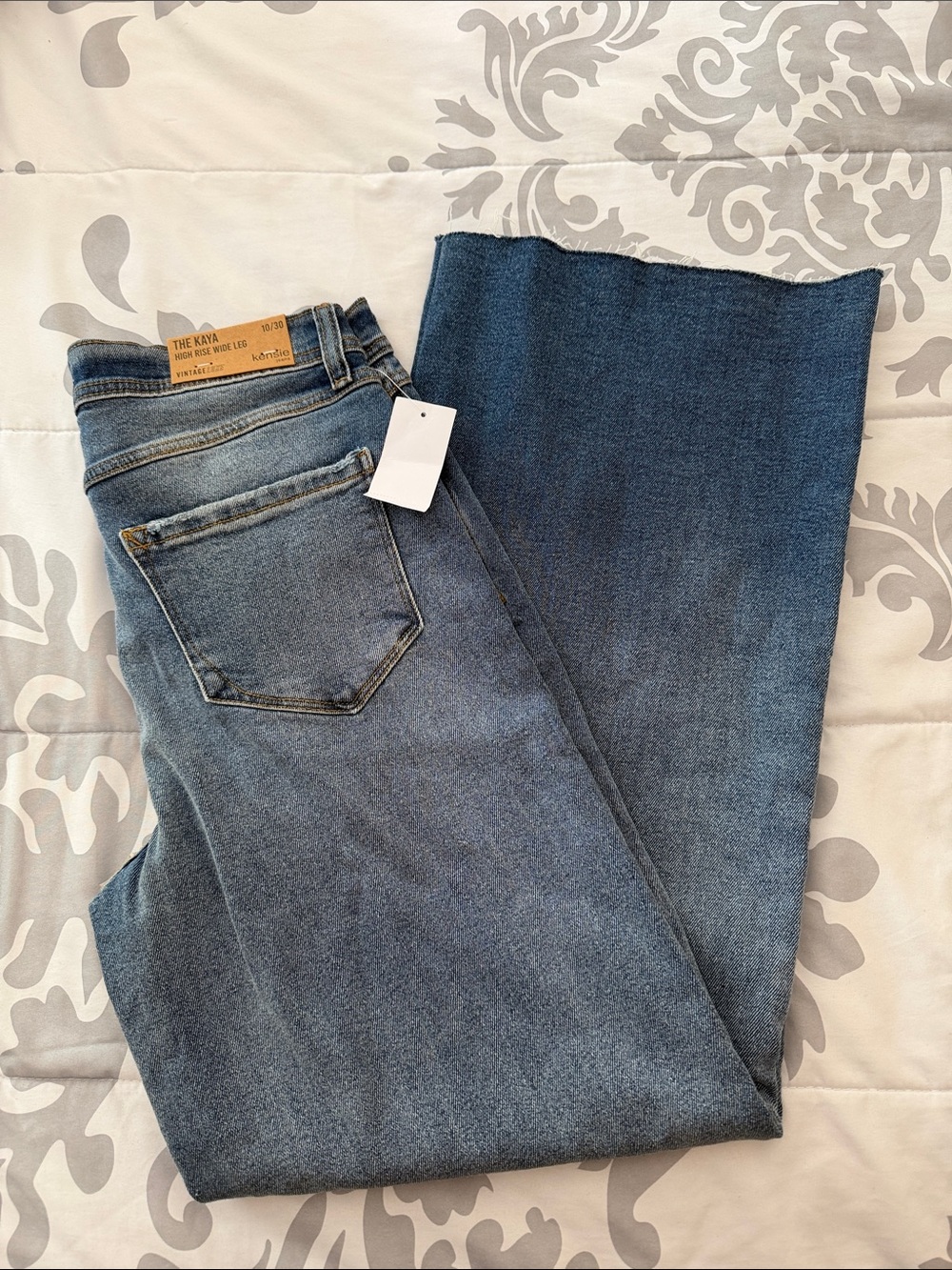 Kensie Wide Leg Jeans in Blue Denim